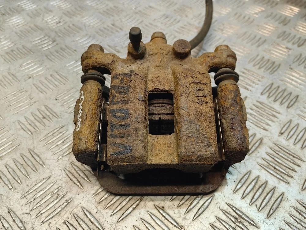 Суппорт задний правый Suzuki Grand Vitara II