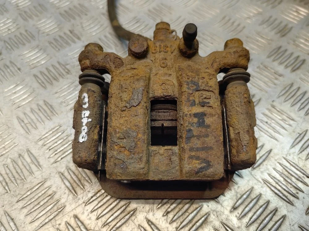 Суппорт задний левый Suzuki Grand Vitara II