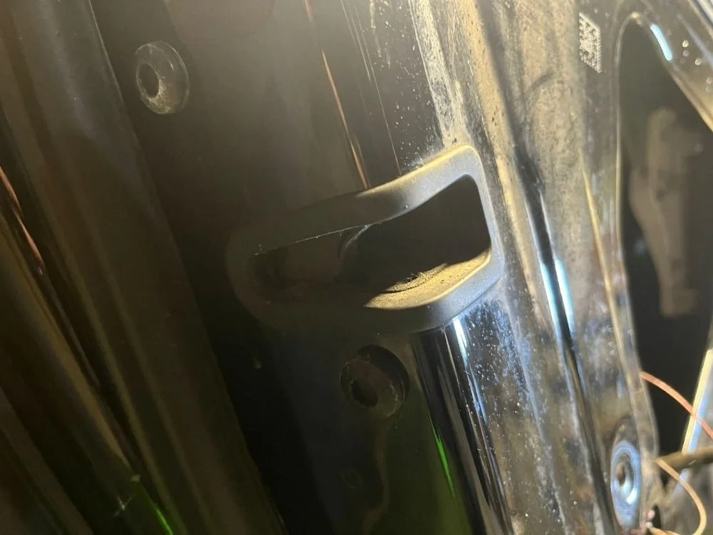 Замок двери задний левый Audi A6 C7