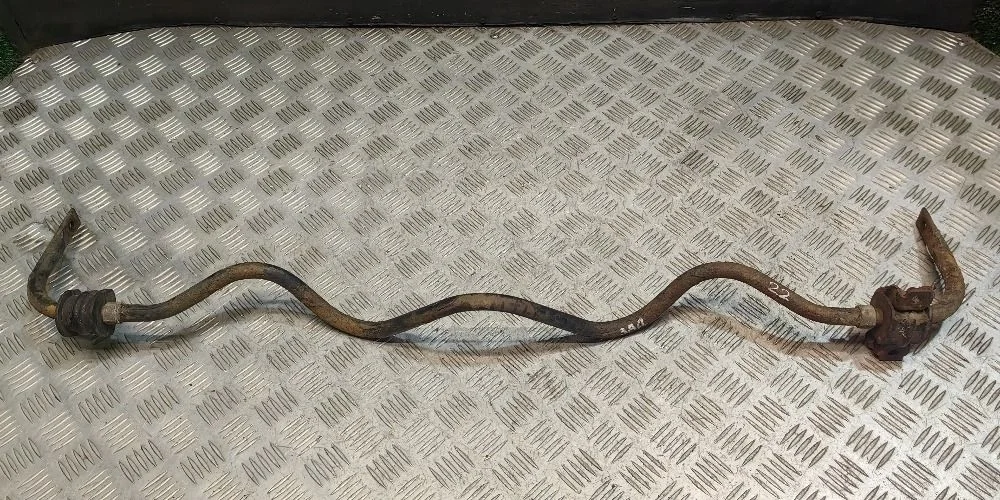 Стабилизатор задний Infiniti G35