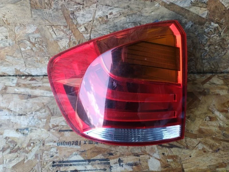 Фонарь BMW X1 2014 E84