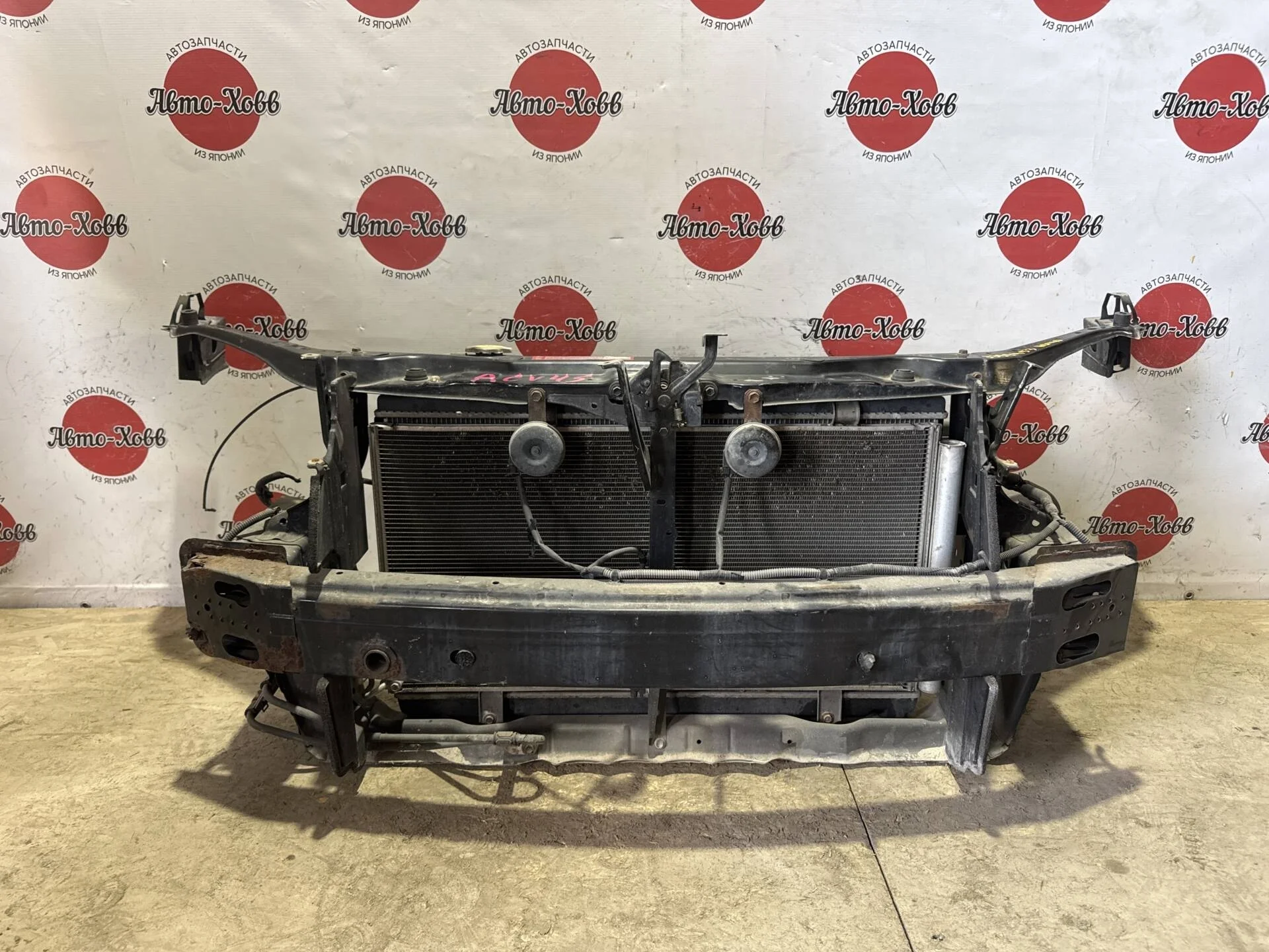 Панель передняя (телевизор) Toyota Camry ACV40