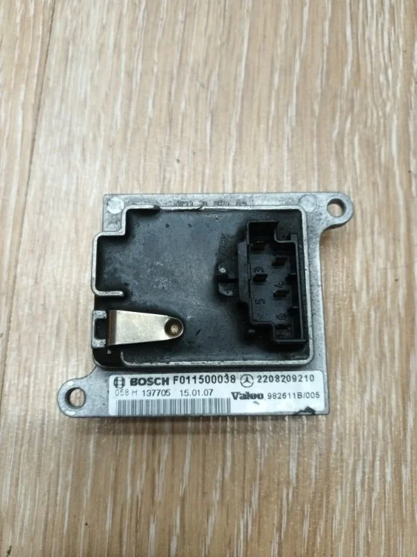 Регулятор отопителя Mercedes GL X164