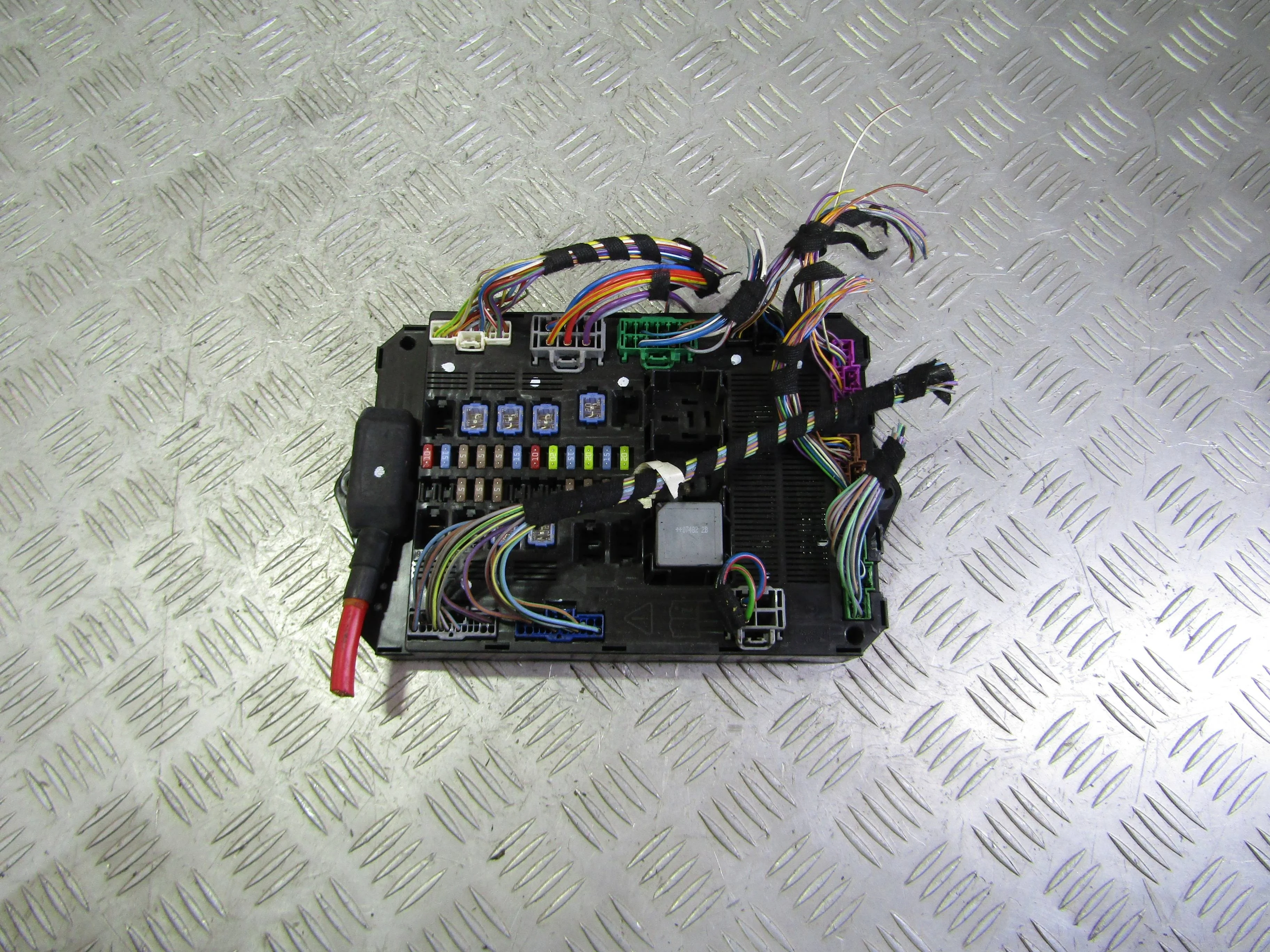 Блок предохранителей передний (салон) JAGUAR XF I