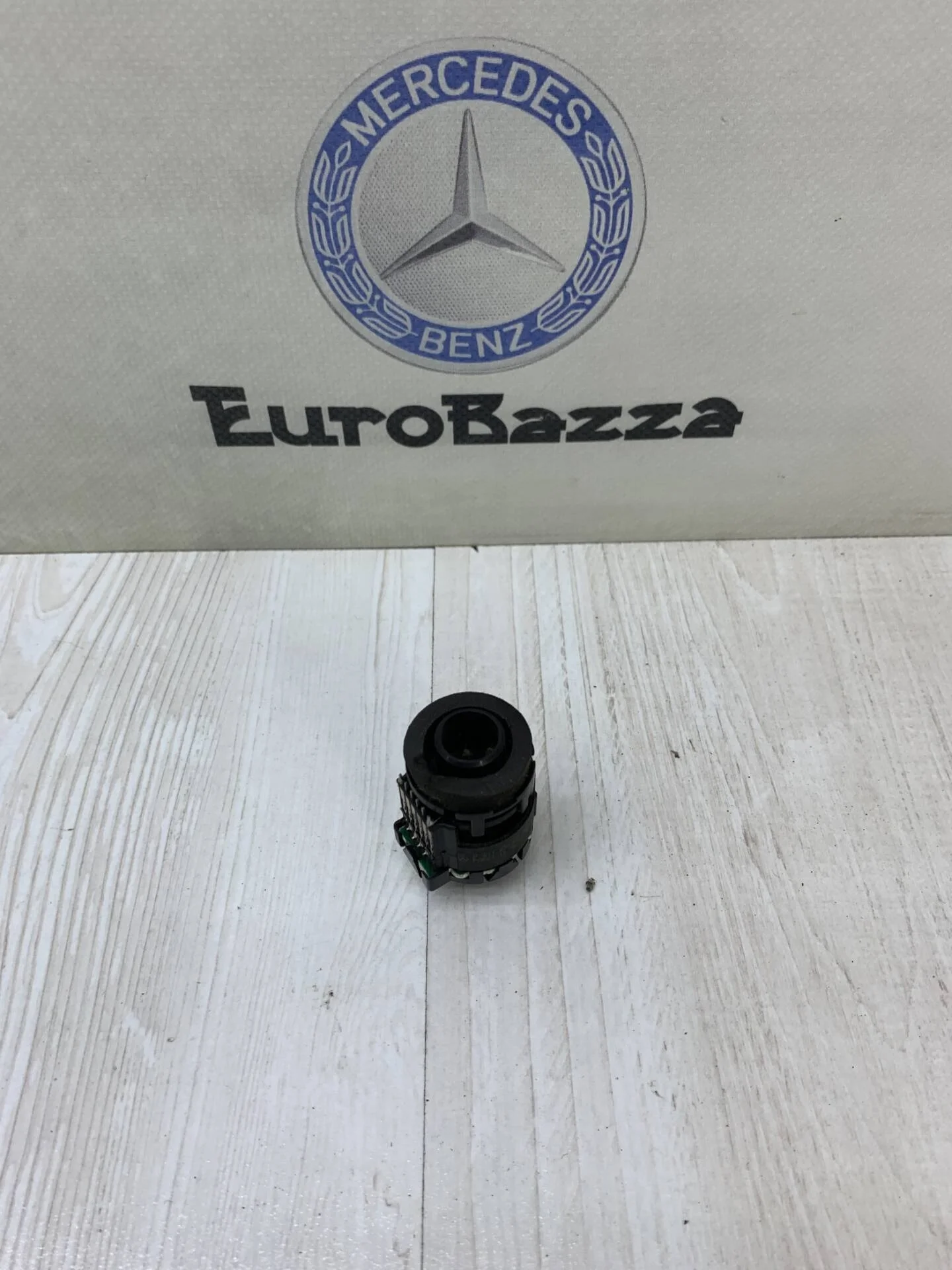 Датчик температуры салона Mercedes W211