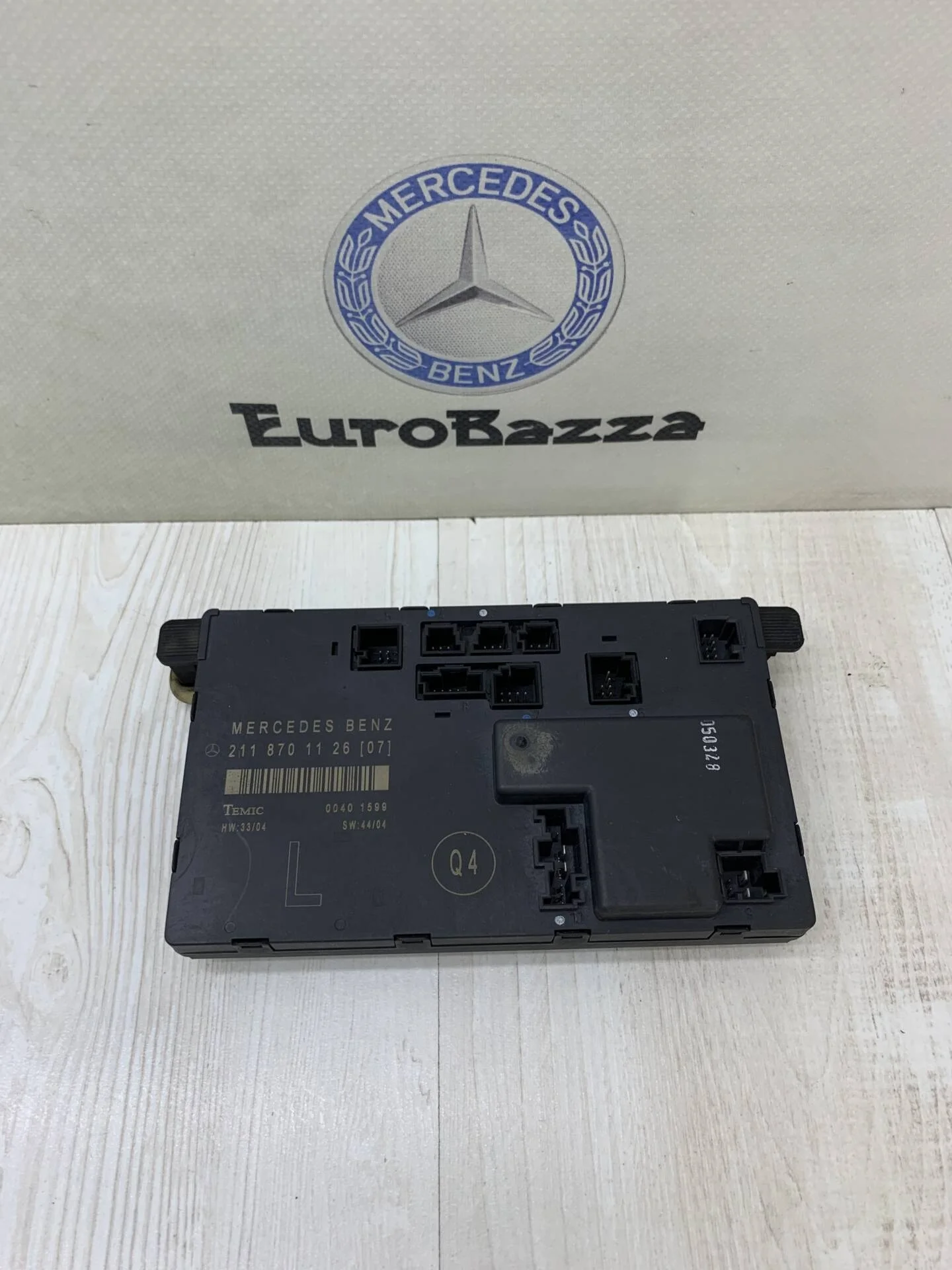 Блок управления двери передний левый Mercedes W211