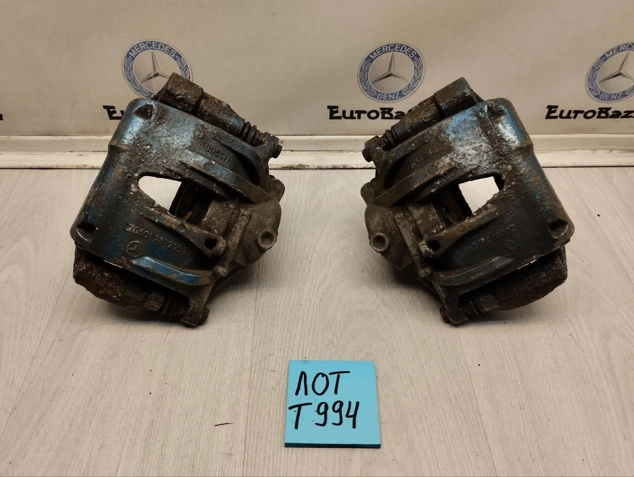 Тормозной суппорт передний Mercedes W211