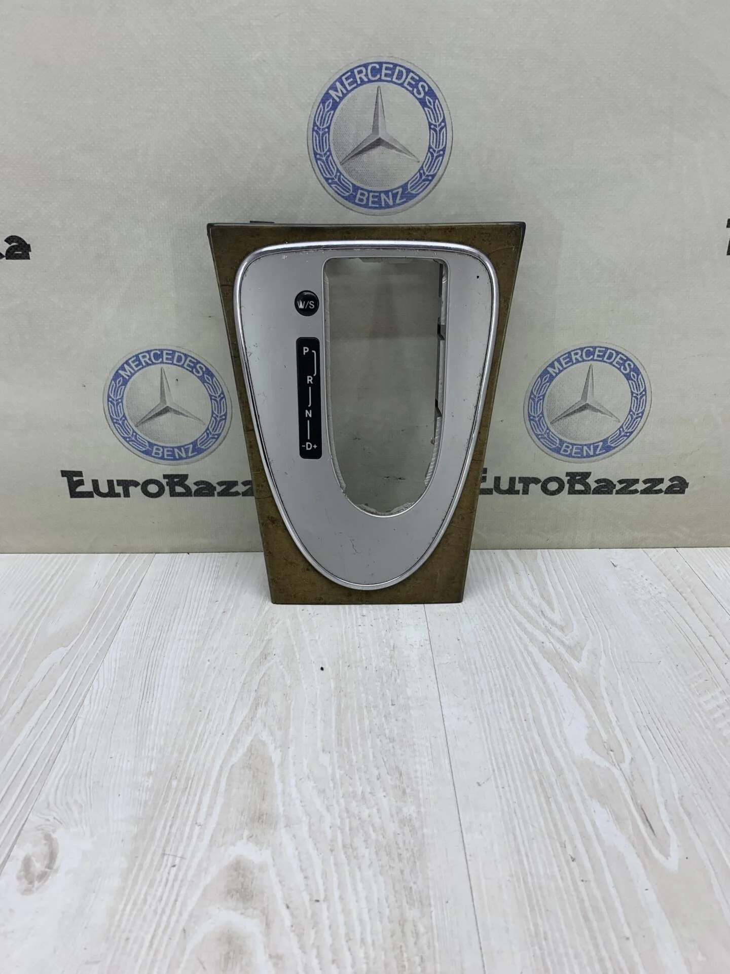 Накладка селектора АКПП Mercedes W211