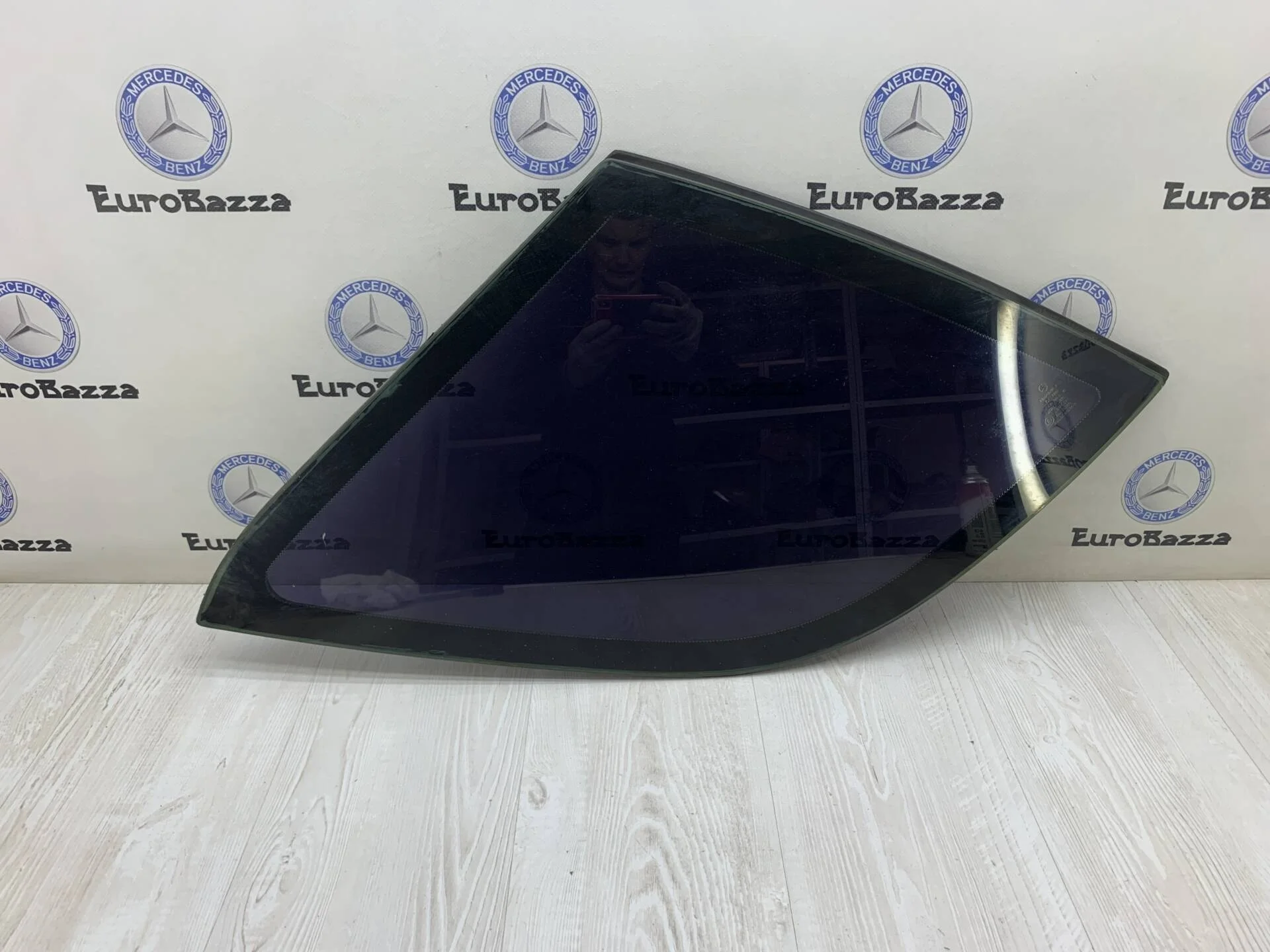 Форточка задняя левая Mercedes W163