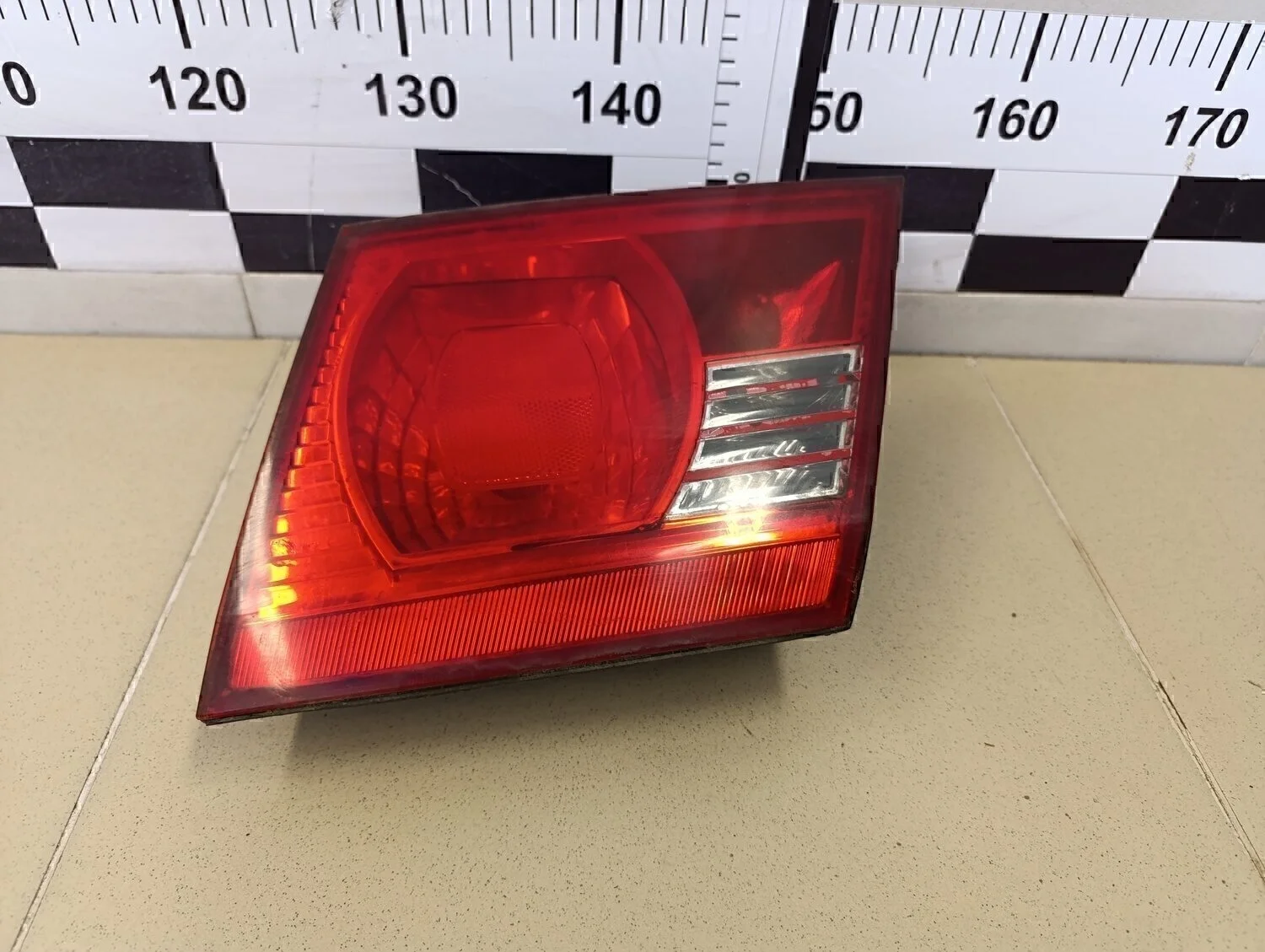 Фонарь задний внутренний правый Magentis 2000-2005