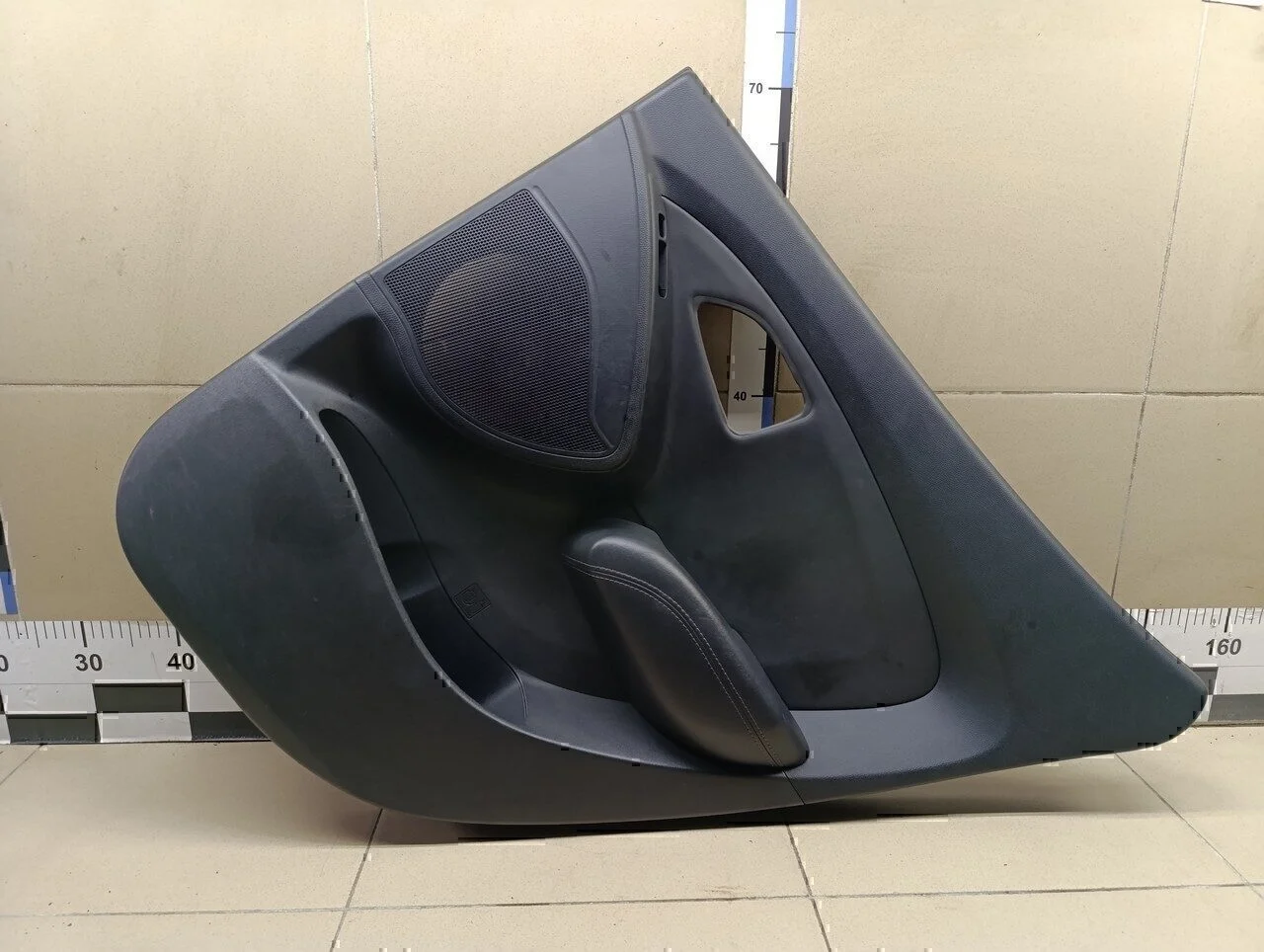 Обшивка двери задней правой ix35/Tucson 2010-2015