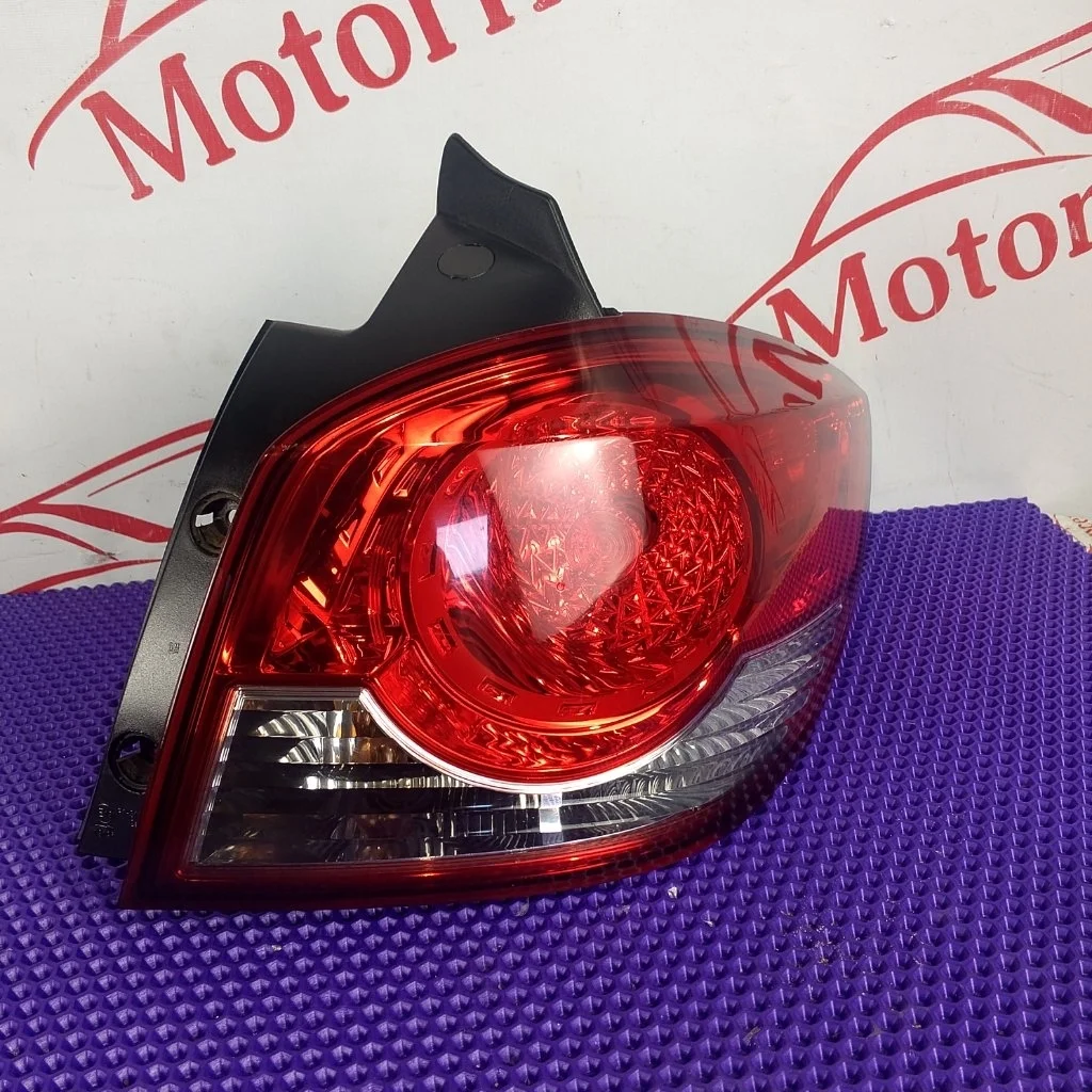 Фонарь задний Chevrolet Cruze 2011 95127057 1, правый