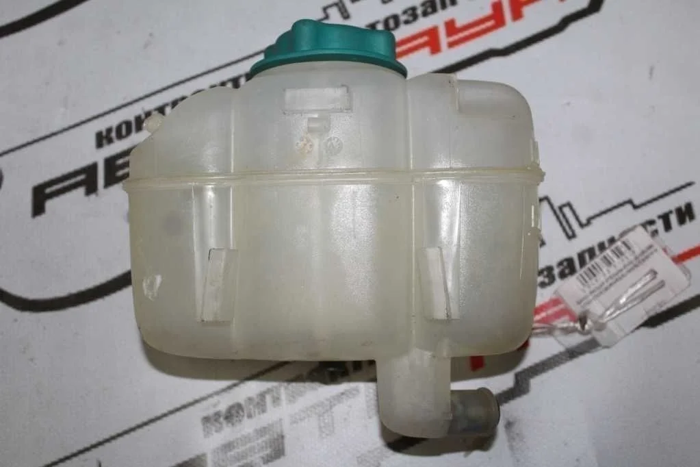 БАЧОК РАСШИРИТЕЛЬНЫЙ VOLVO 30723929