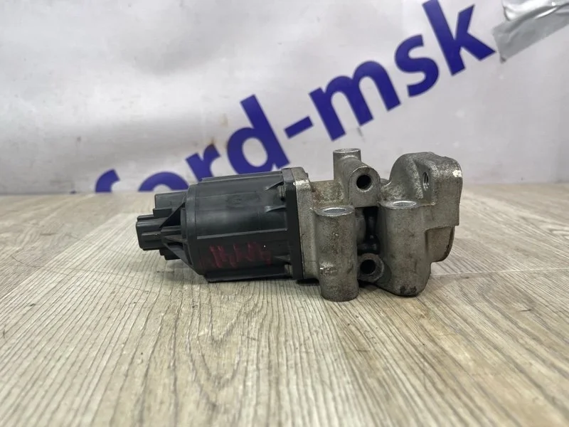 Клапан егр Mitsubishi Pajero Sport 2009 KH8W