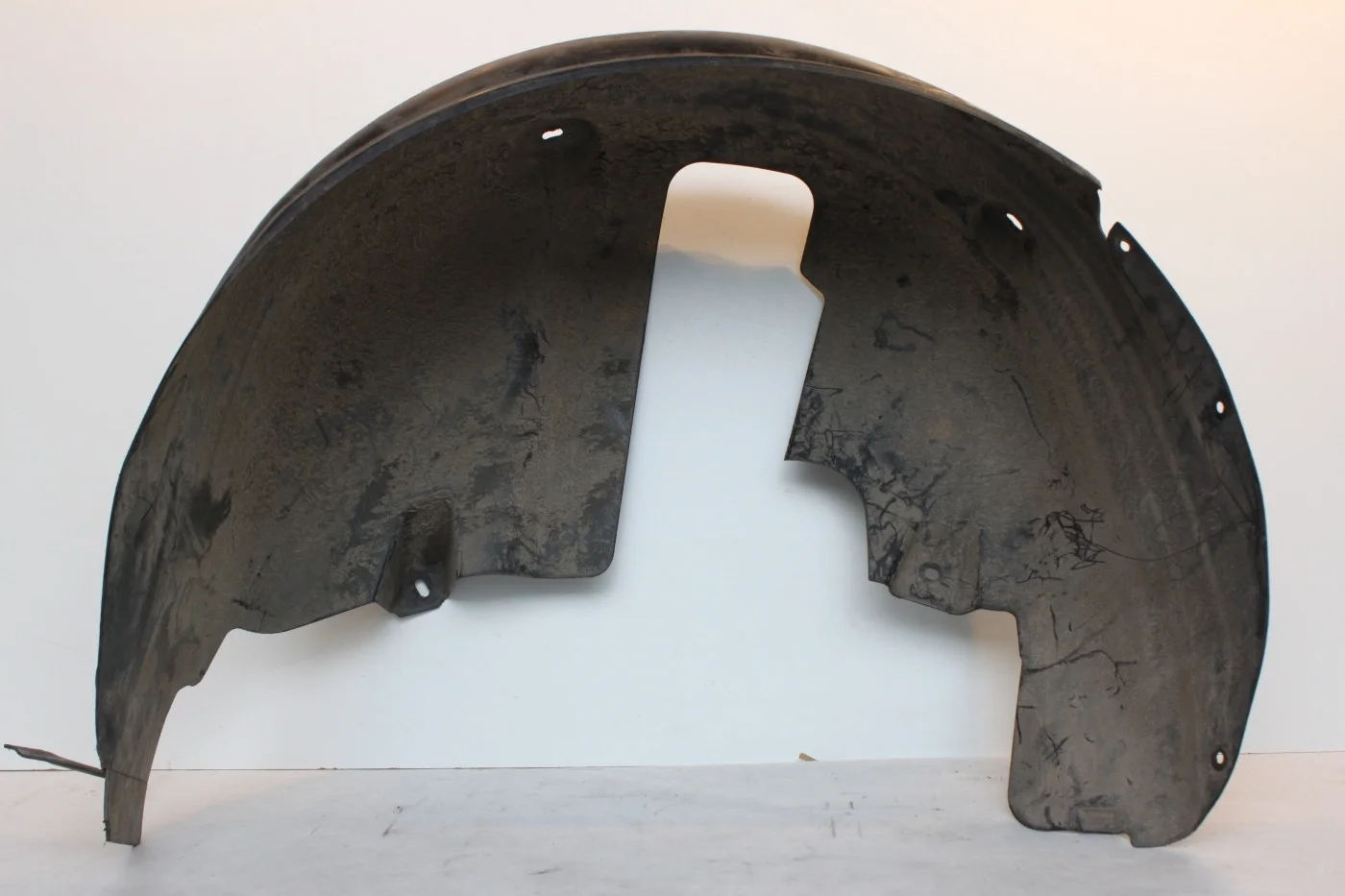 Подкрылок задний левый 5 дв. хэтчбек Opel Astra J