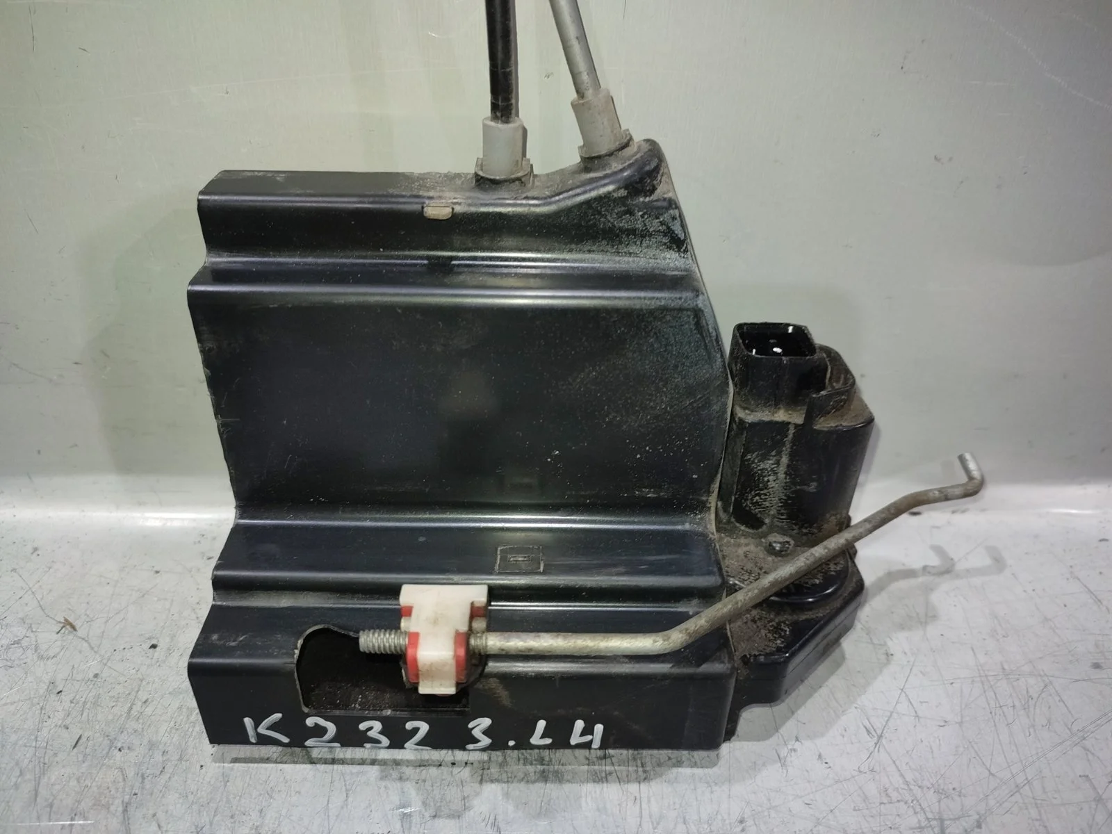 Замок двери SsangYong Kyron 2008 D130