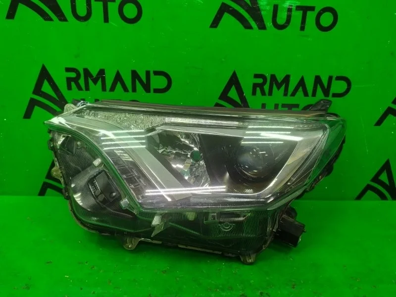 Фара TOYOTA RAV4 2015-2019 CA40