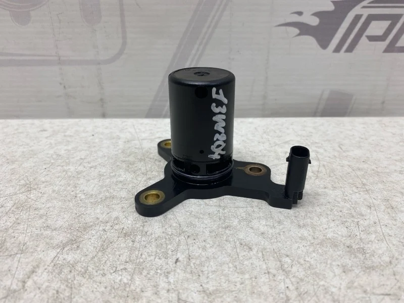 Датчик уровня масла Mercedes-benz 2012 C204