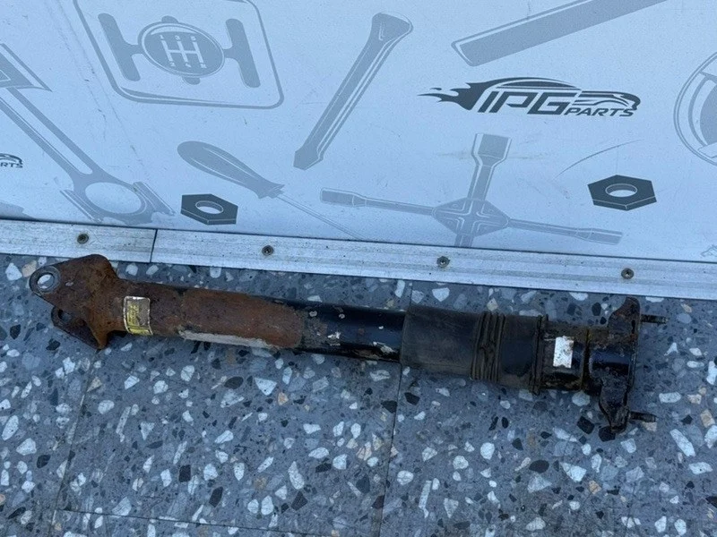 Амортизатор задний Mercedes-benz 2007 W164