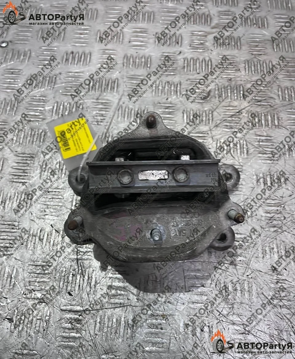 КРЕПЛЕНИЕ (КРОНШТЕЙН) АКПП Audi (Ауди) A4 B8 CDH 1,8 л.