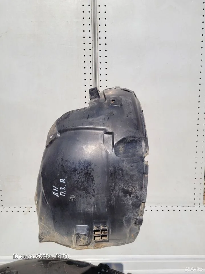 Подкрылок передний правы задняя часть opel astra h