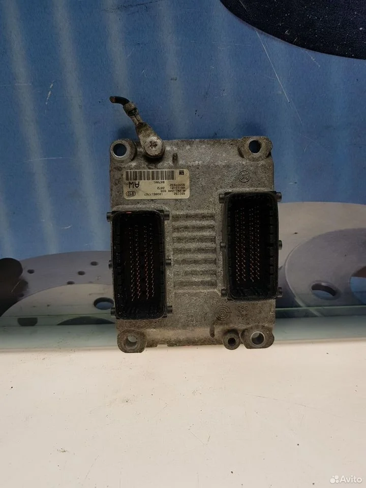 Блок управления двигателем opel corsa d z10xep