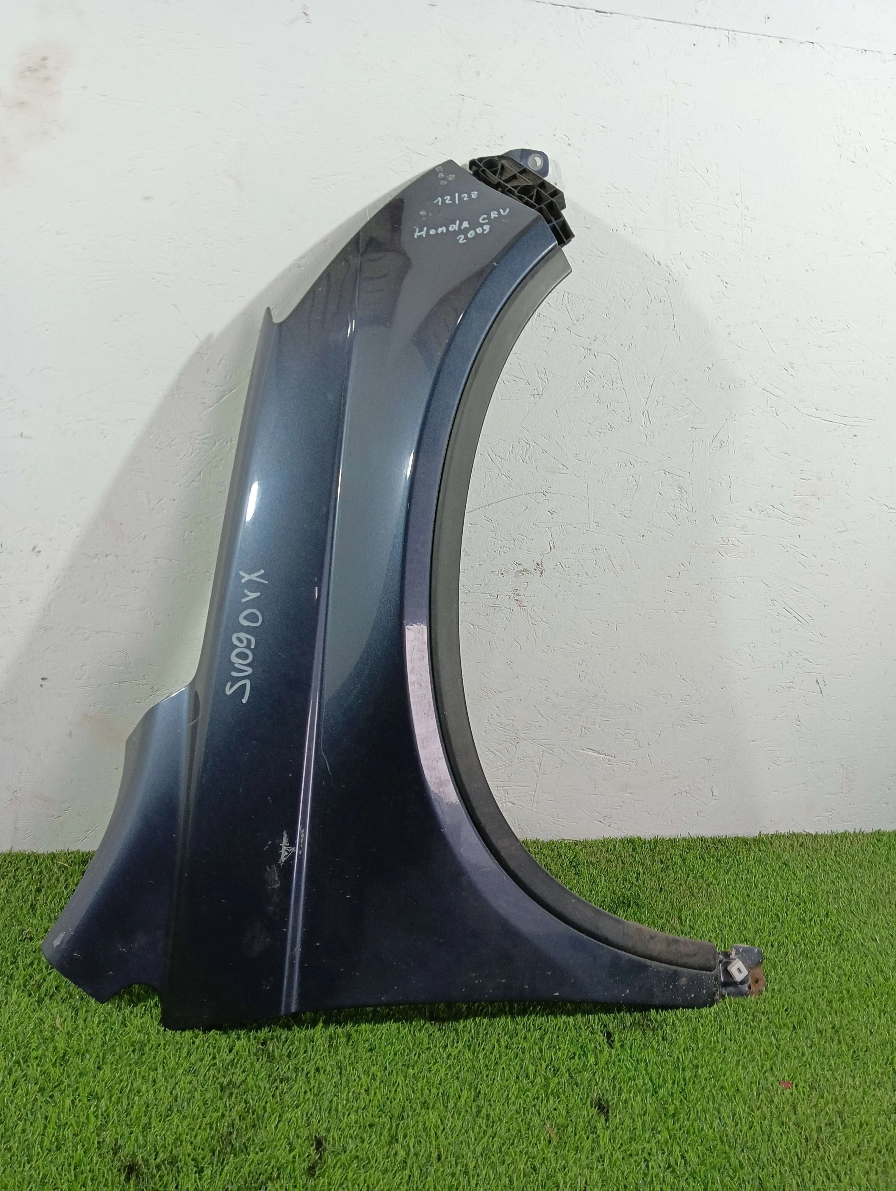 крыло переднее правое Honda CR-V 2.0 бензин 2009