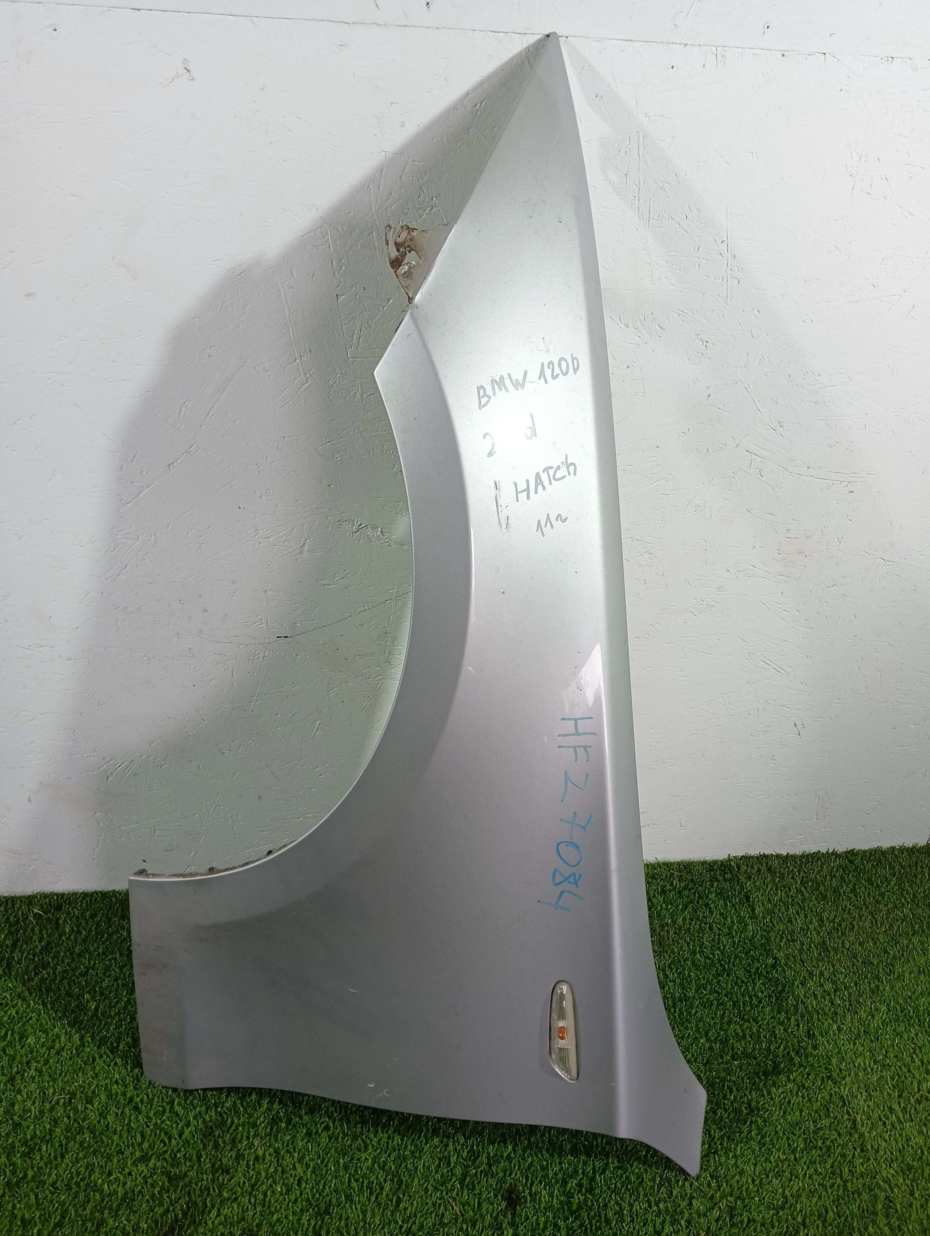 крыло переднее левое BMW 1 серия 2.0 дизель 2011