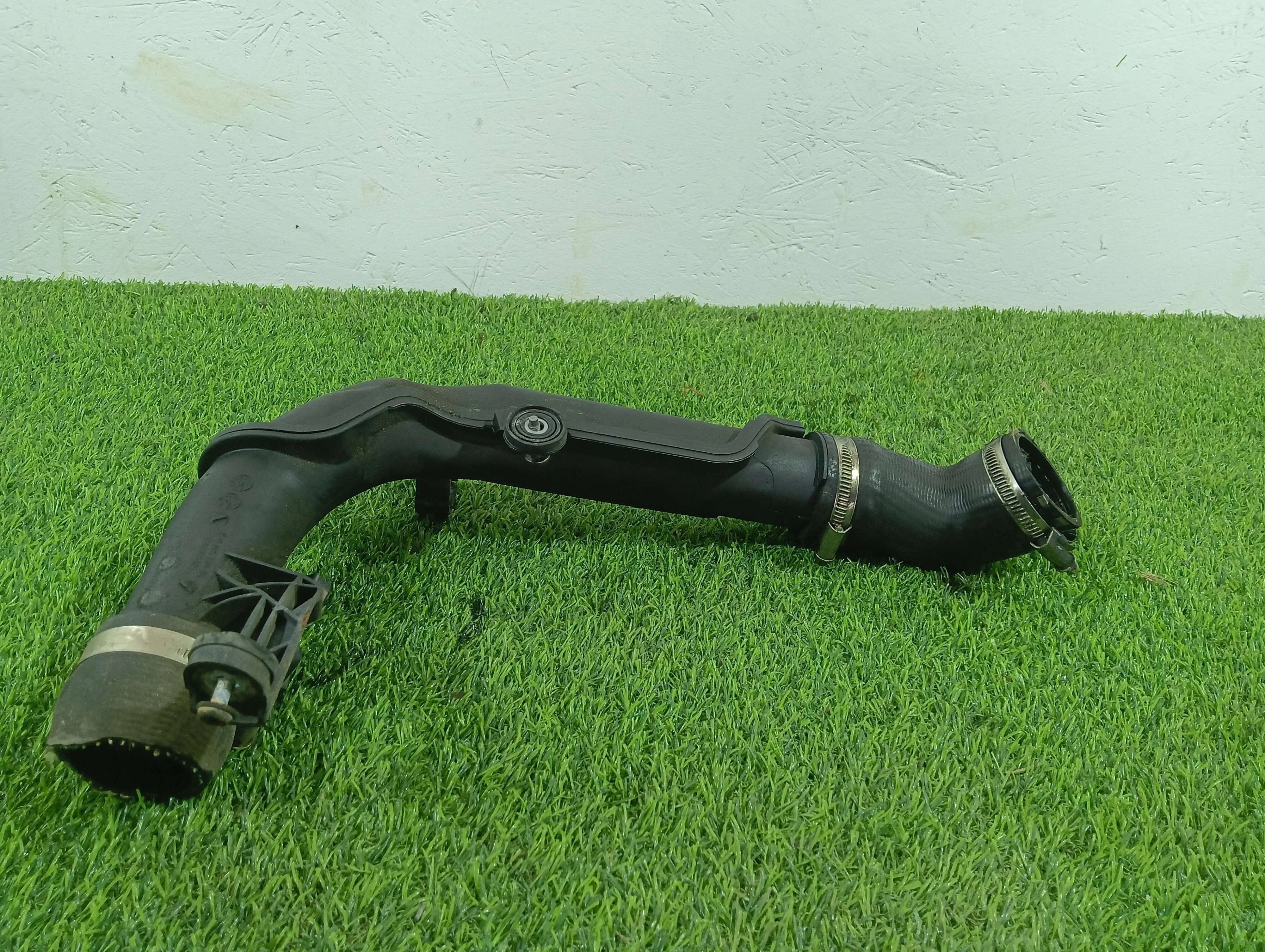 патрубок интеркулера Volkswagen Golf 2.0 дизель 2012