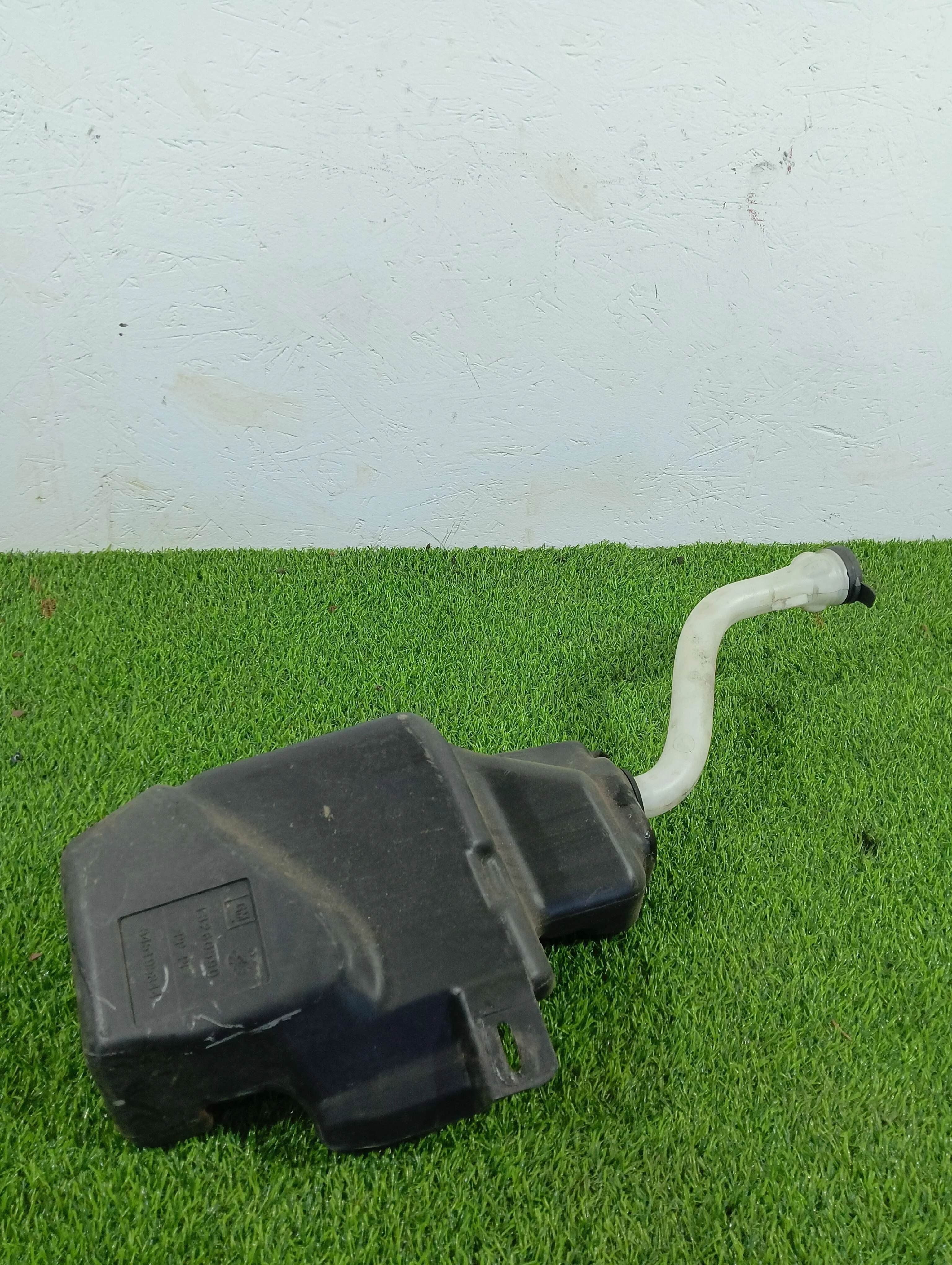 бачок омывателя Chevrolet Orlando 1.8 бензин 2012