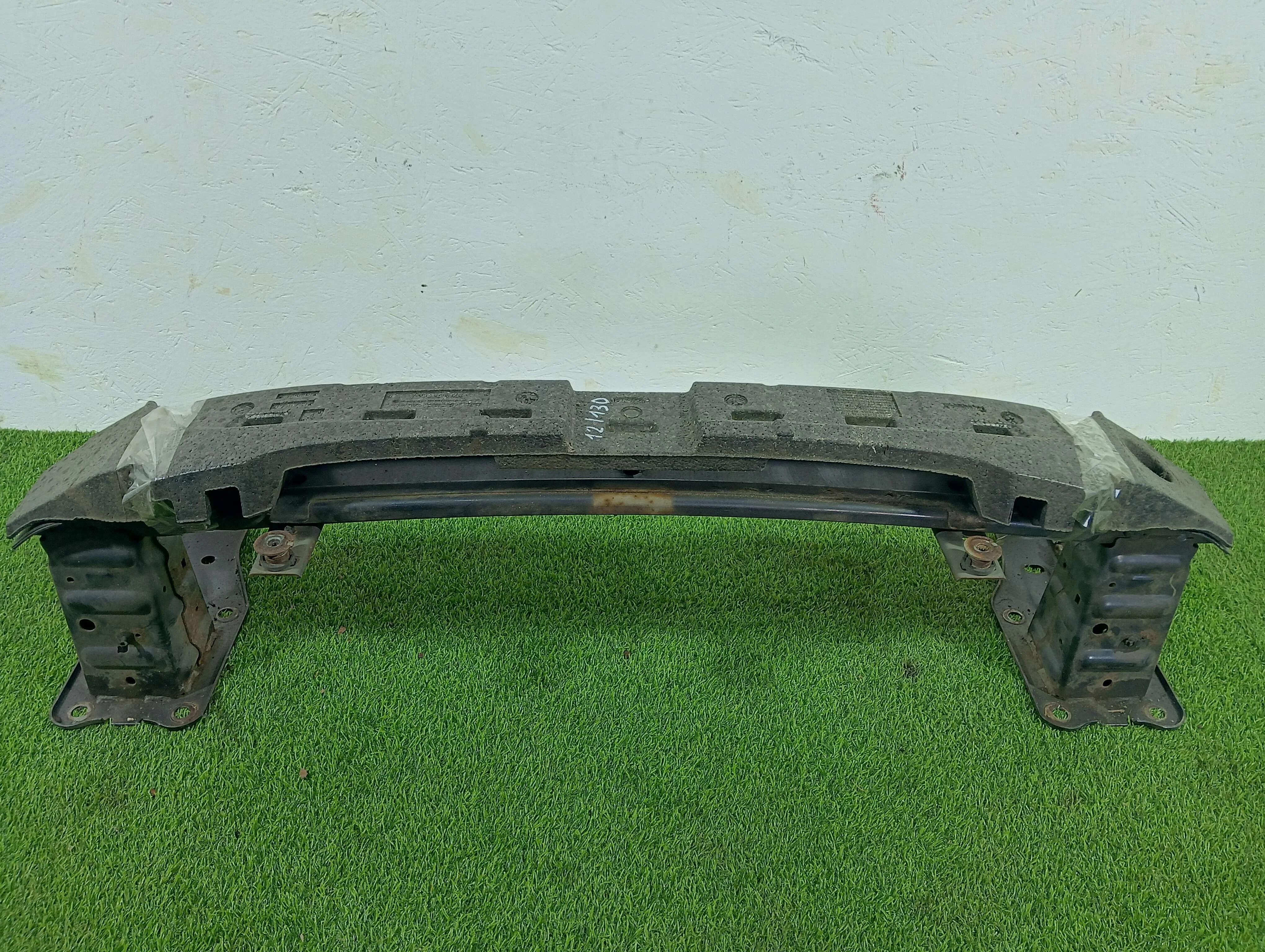 усилитель переднего бампера Ford Mondeo 1.8 дизель 2009