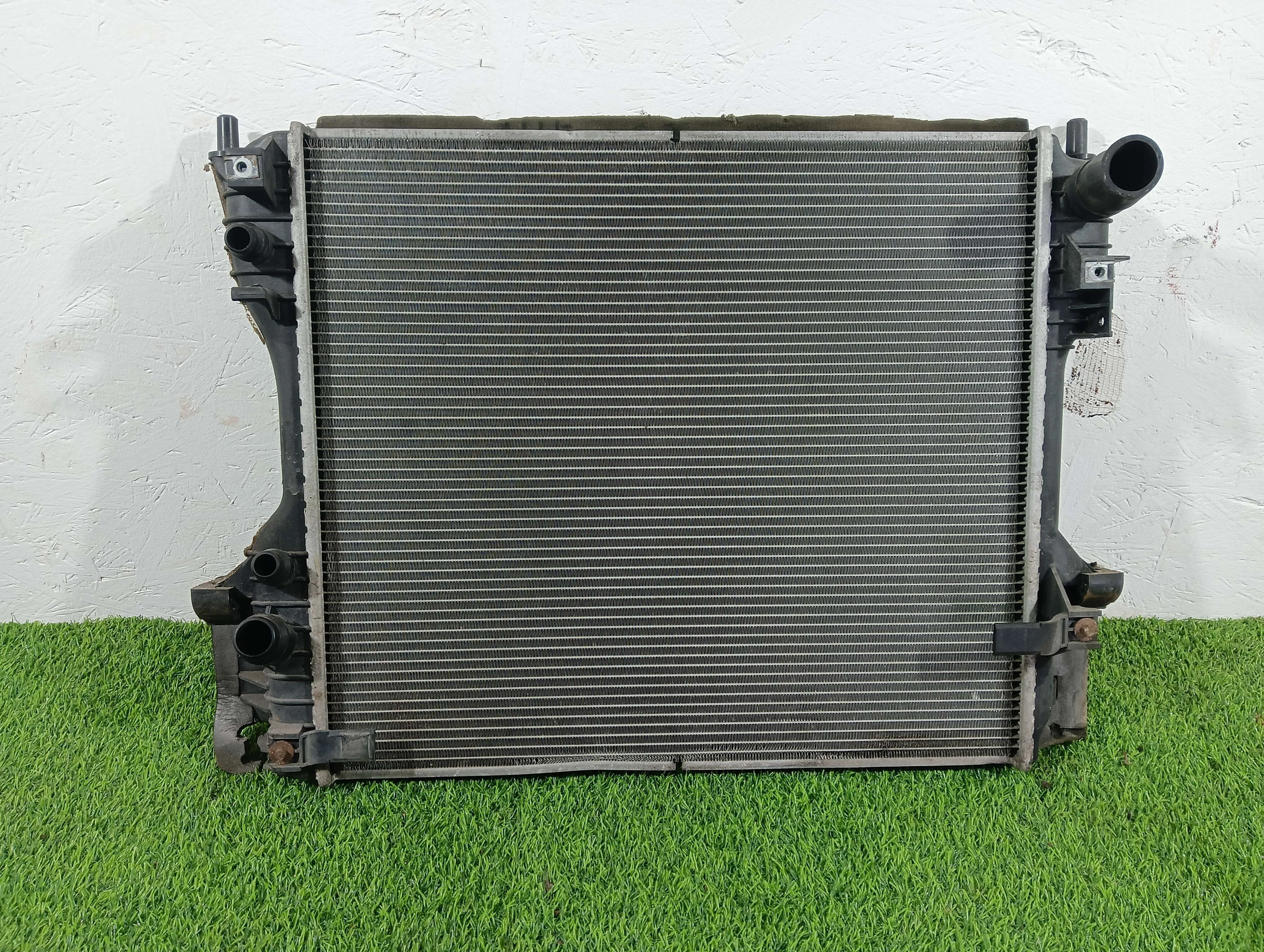 радиатор основной Jaguar XF 2.7 дизель 2011
