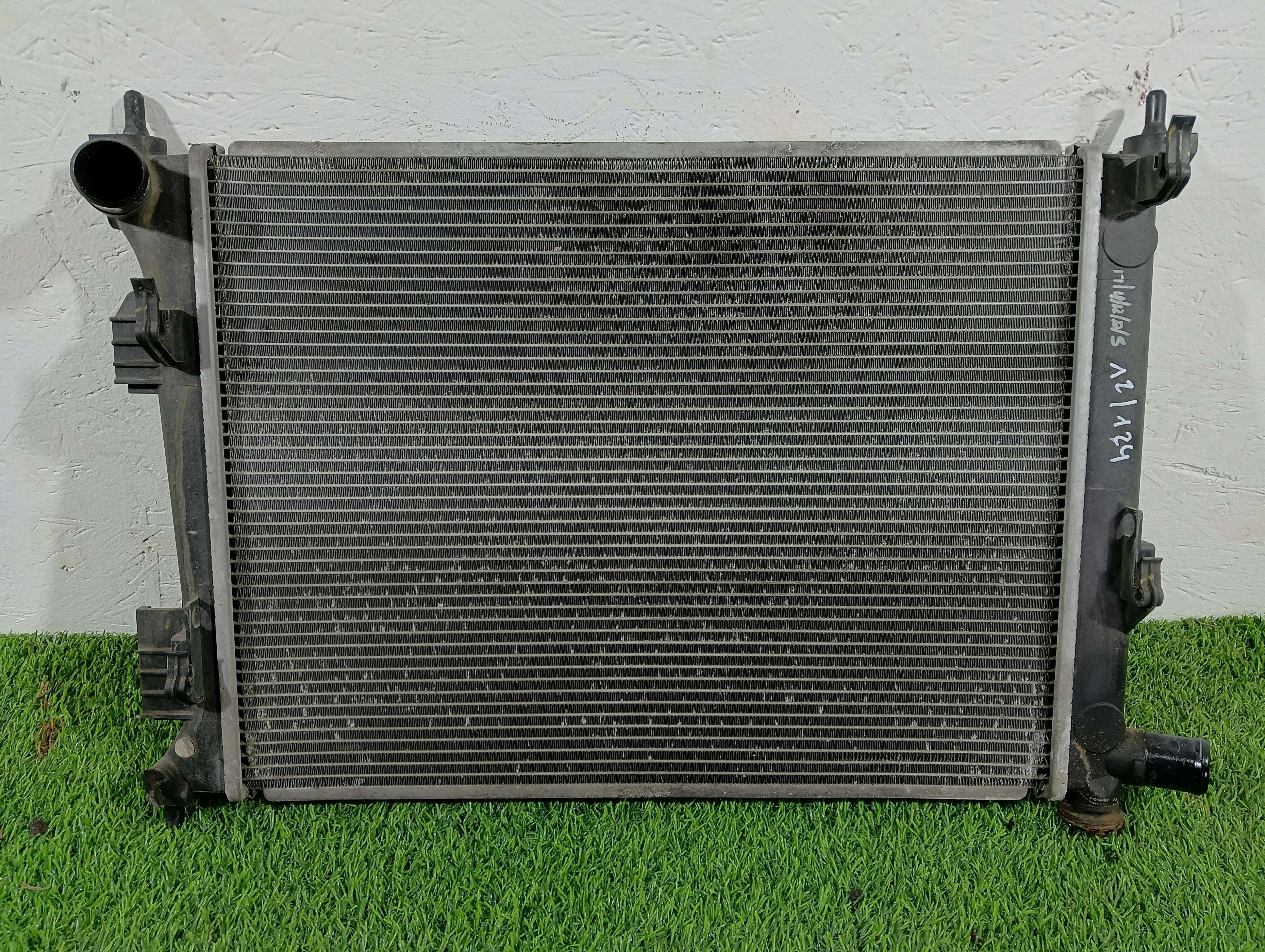 радиатор основной Hyundai i20 1.6 бензин 2014