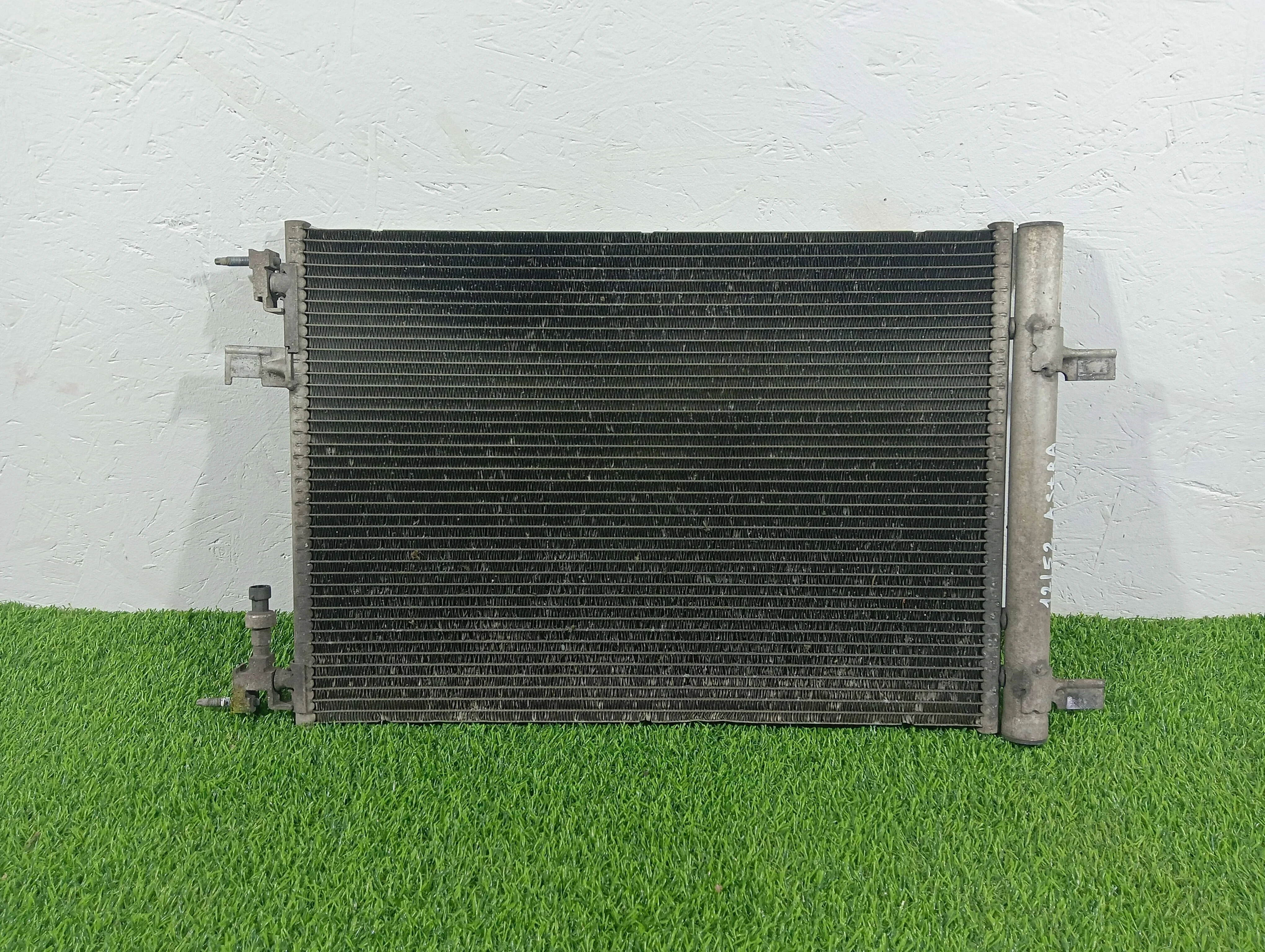 радиатор кондиционера Opel Astra 1.4 бензин 2012