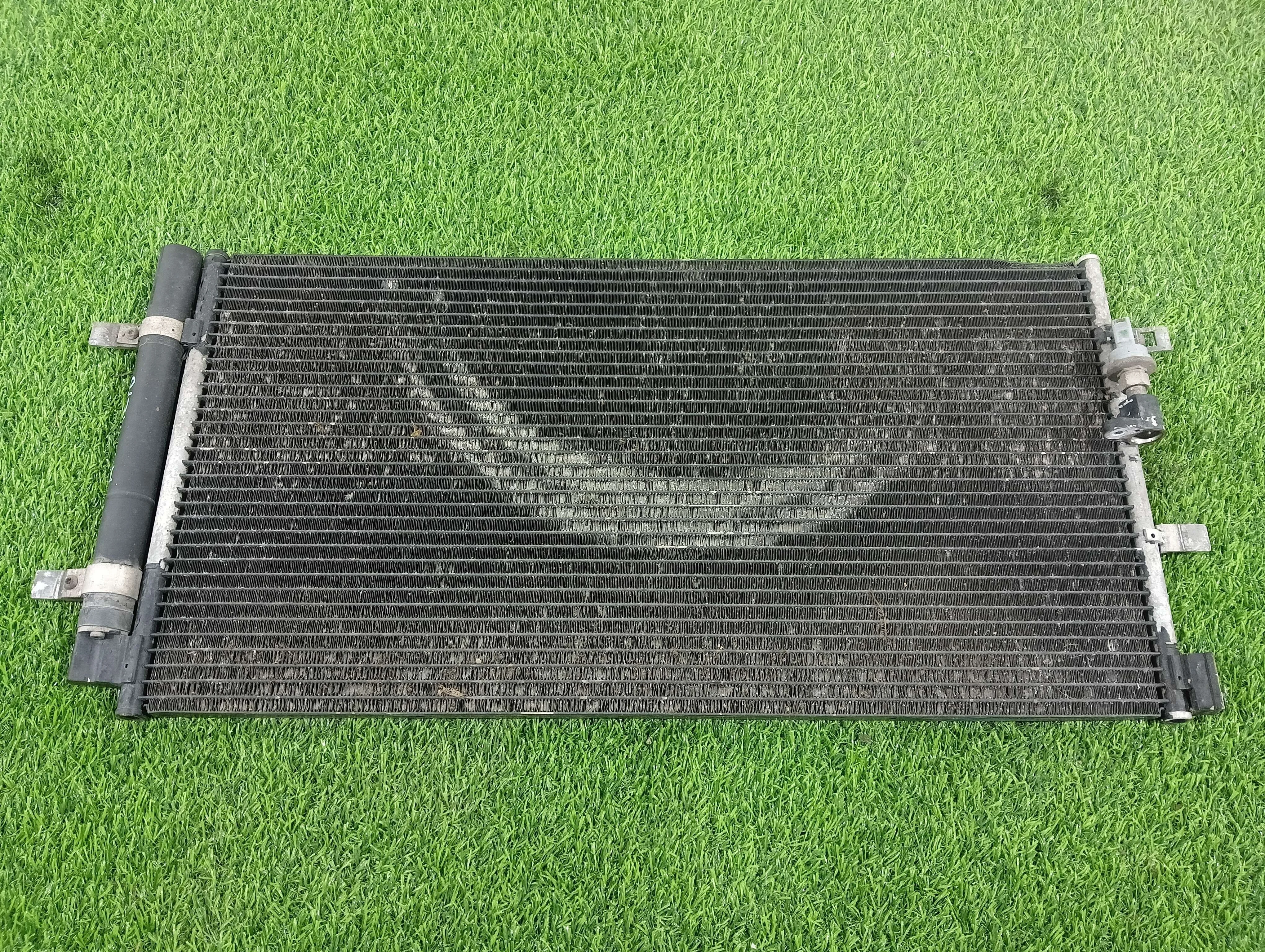 радиатор кондиционера Audi A4 2.0 дизель 2009