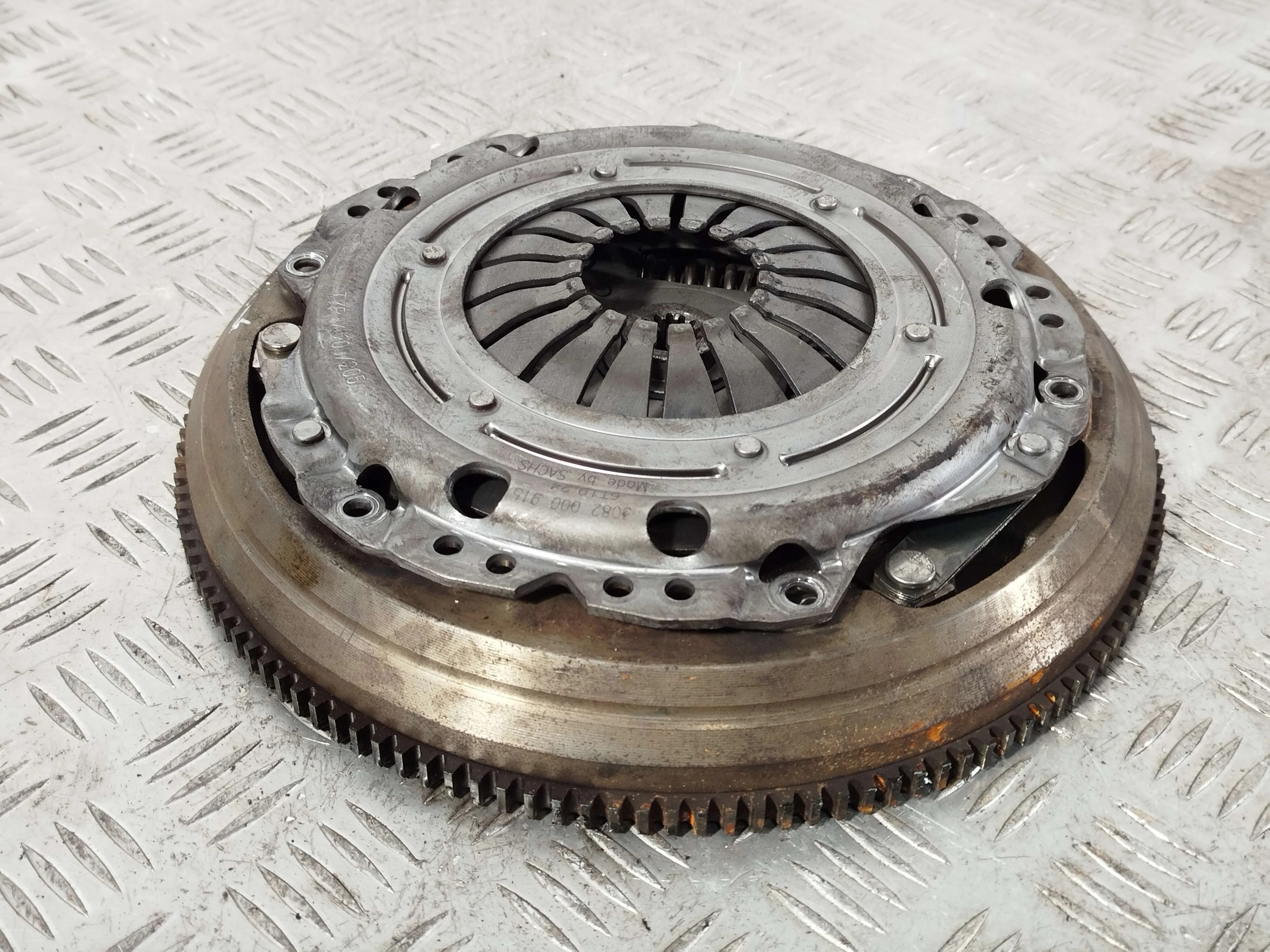 комплект сцепления Opel Astra 1.4 бензин 2010