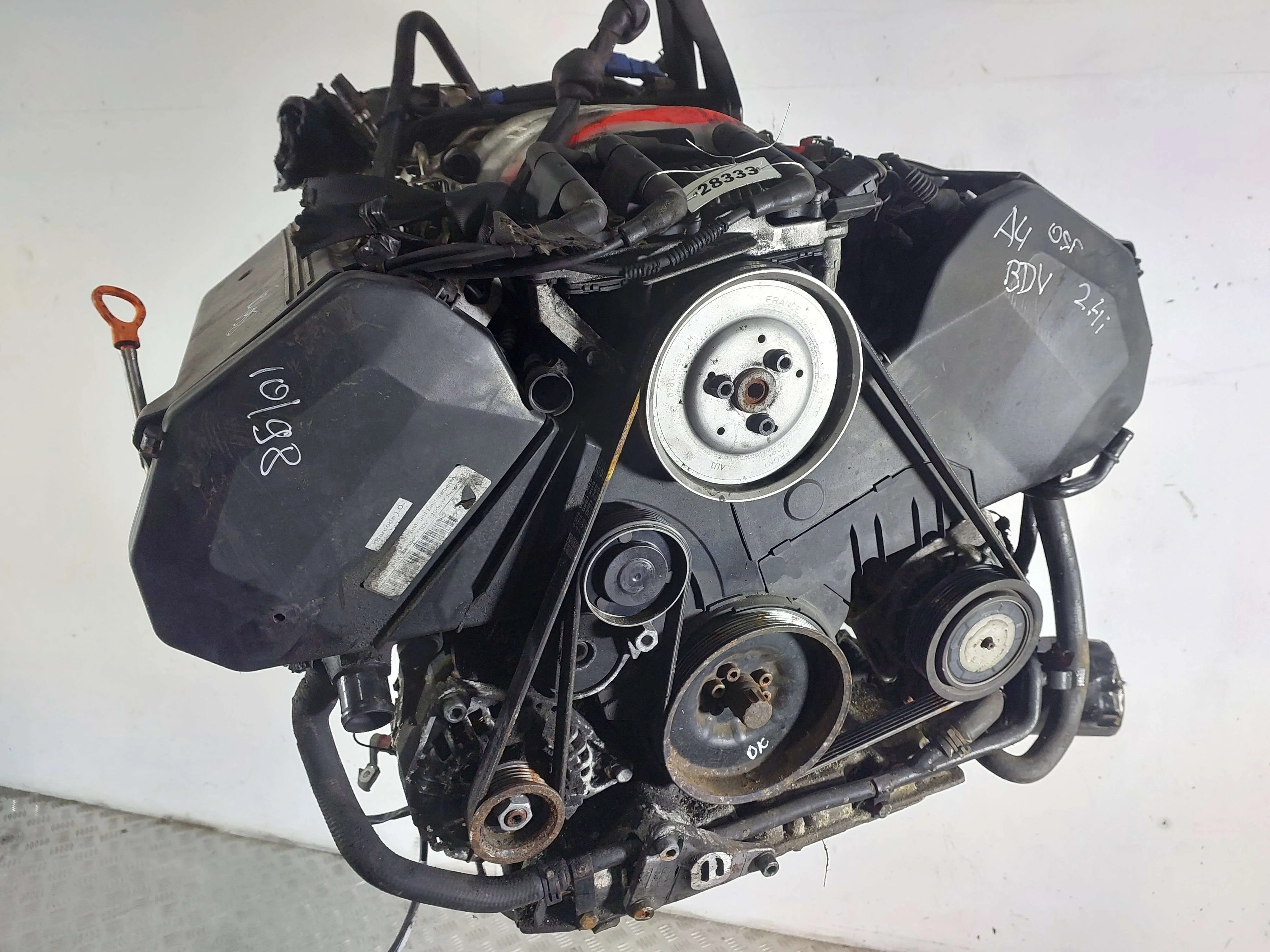 двигатель Audi A4 2.4 бензин 2004