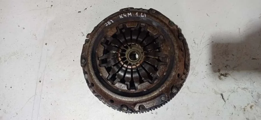 комплект сцепления Renault Megane  бензин 2004