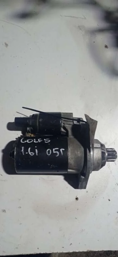 стартер Volkswagen Golf  бензин 2005