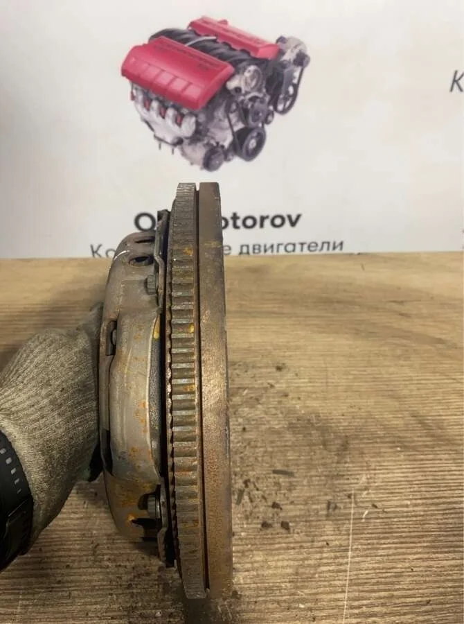 маховик Volkswagen Golf  бензин 2007