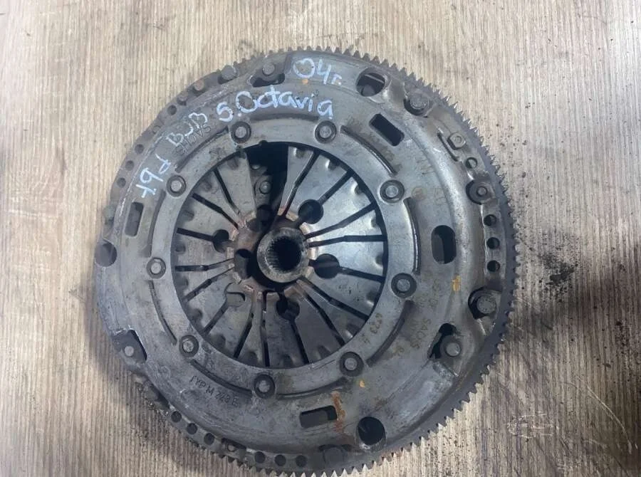 маховик Skoda Octavia  дизель 2004