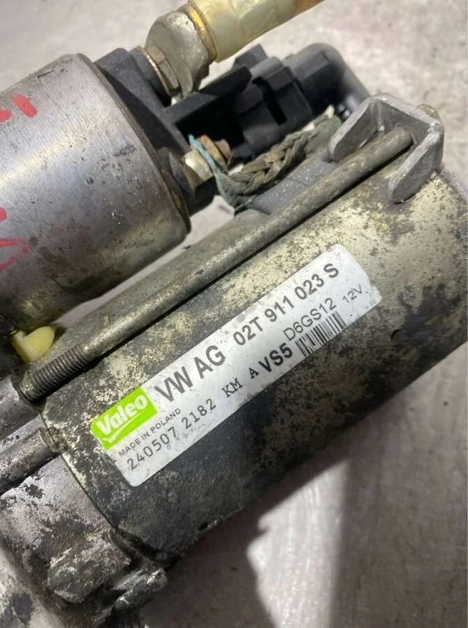 стартер Volkswagen Golf  бензин 2007