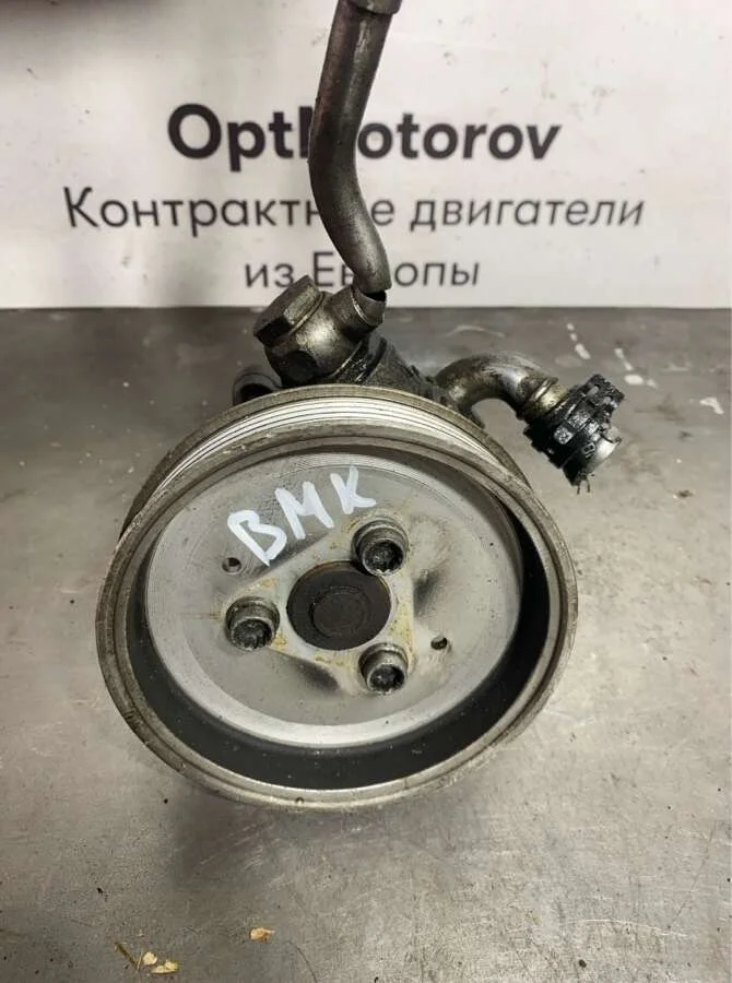 насос гидроусилителя руля Audi A6   2006