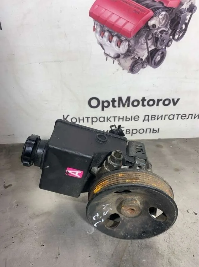 насос гидроусилителя руля SsangYong Rodius  дизель 2011