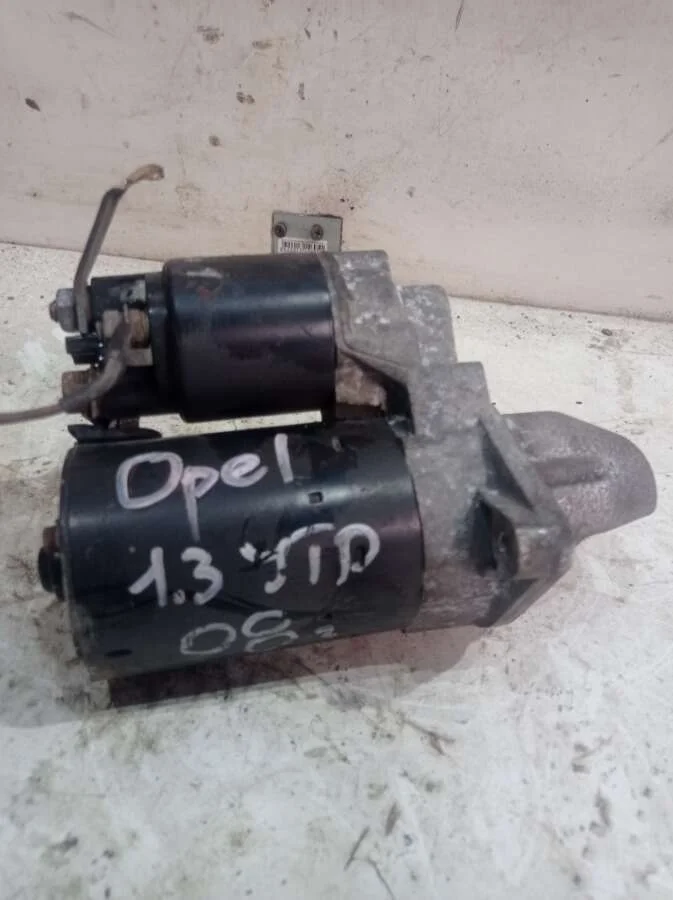 стартер Opel Corsa  дизель 2008