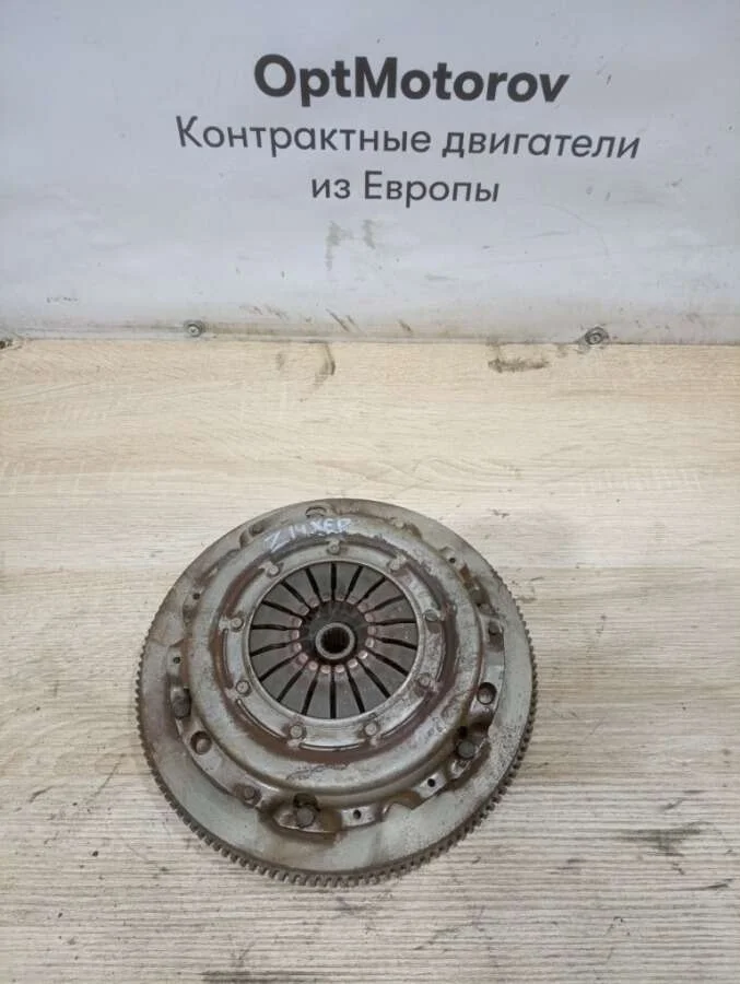 маховик Opel Astra  бензин 2007