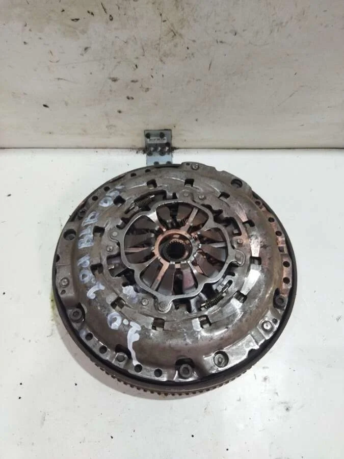 маховик Audi A4  дизель 2007