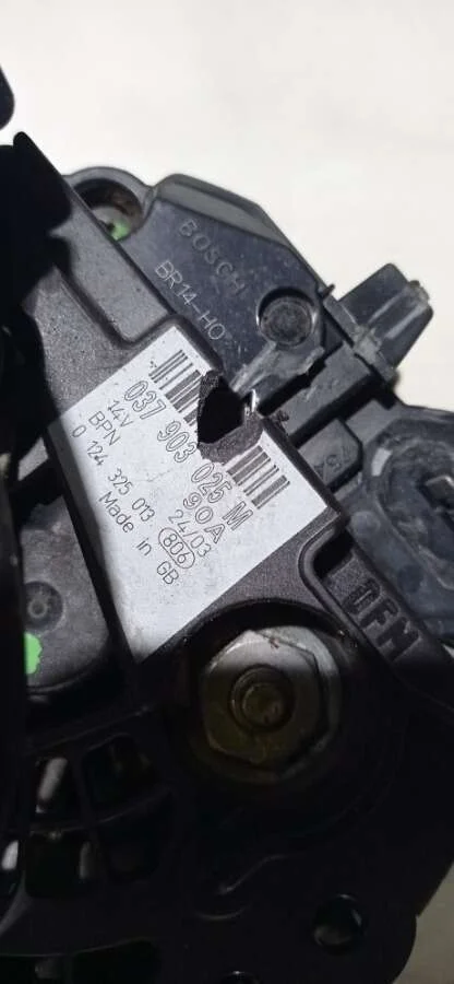 генератор Audi A6  бензин 2003