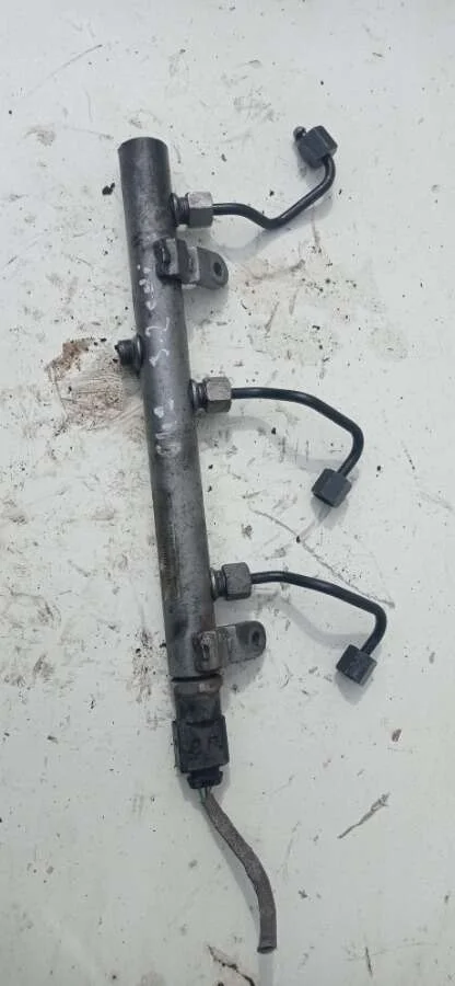 топливная рампа Mercedes-Benz E-Класс   2008