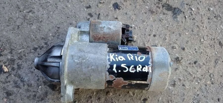 стартер Kia Rio  дизель 2005